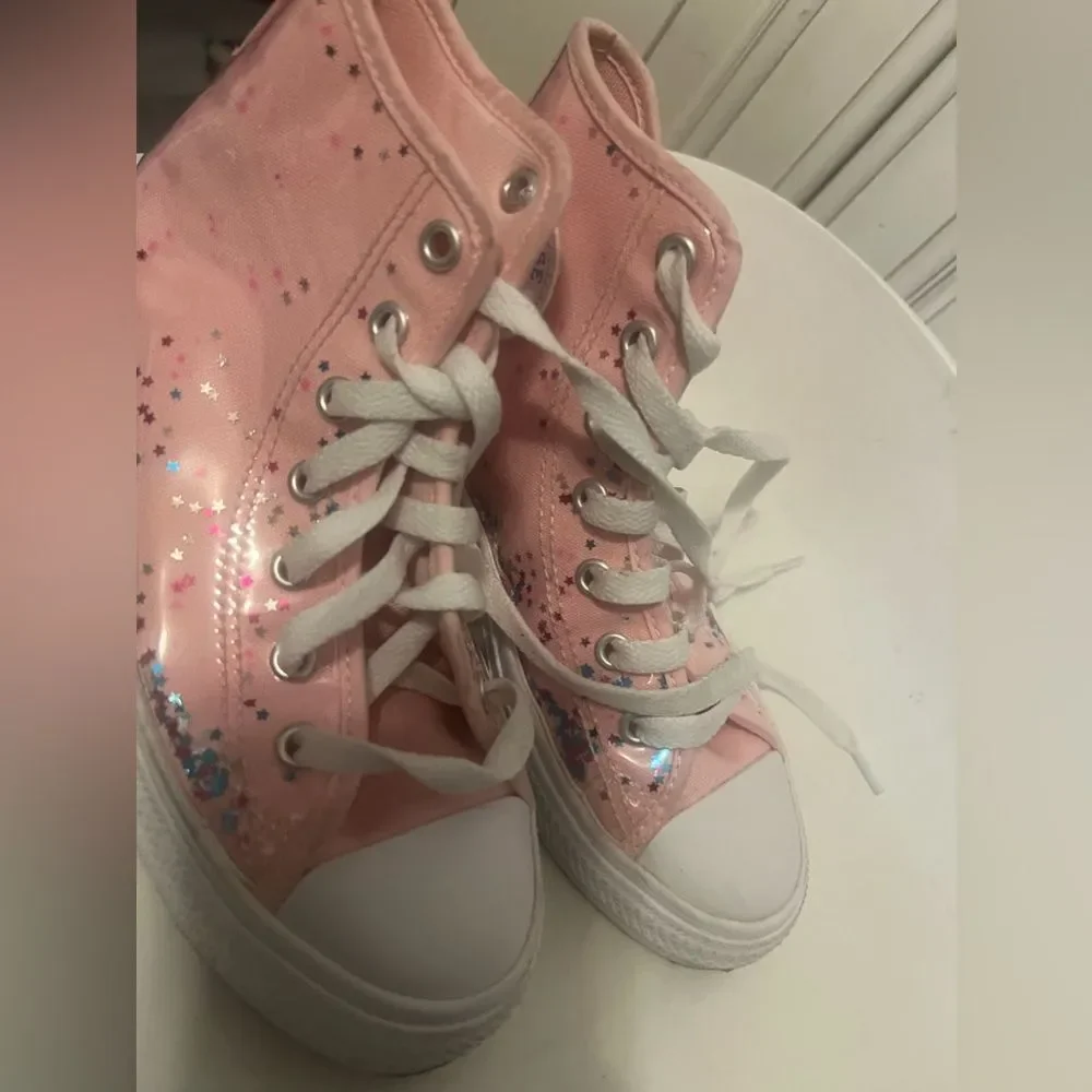 Chuck Taylor Girl’s All Star Confetti High Top Casual Sneakers Sz 2